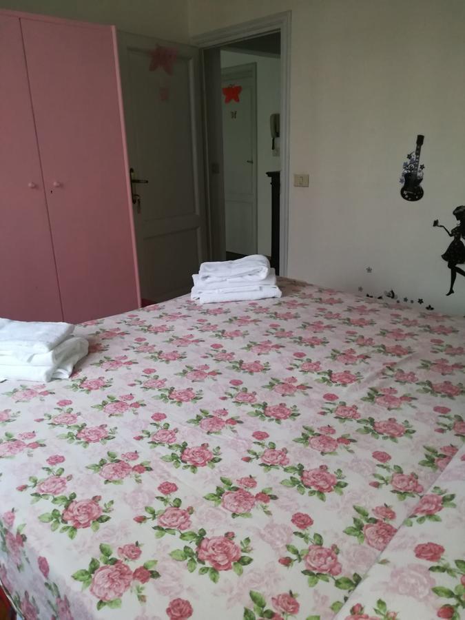 La Villa Nei Fiori Firenze Bagian luar foto
