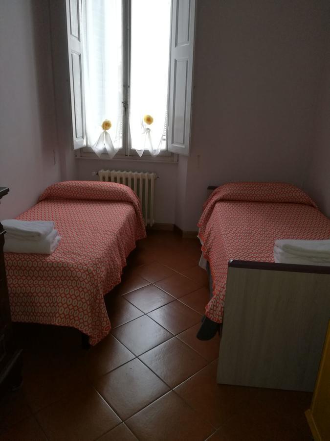 La Villa Nei Fiori Firenze Bagian luar foto