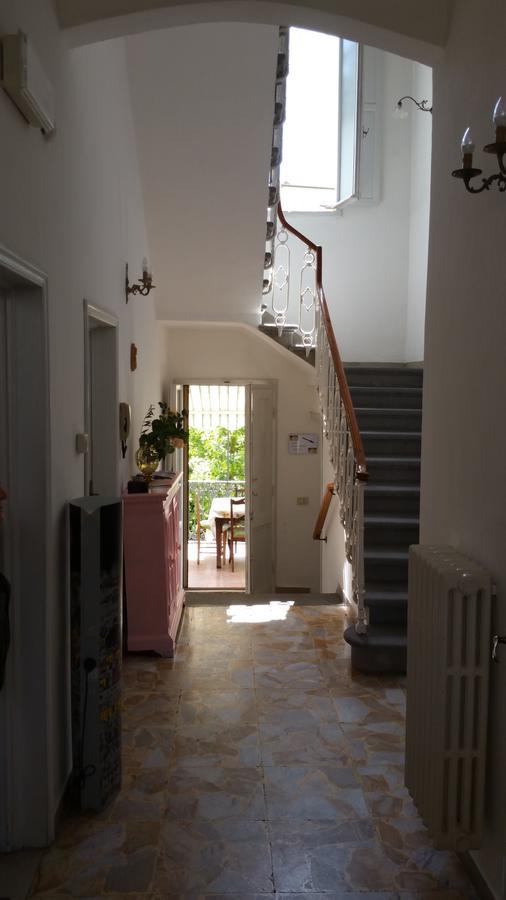 La Villa Nei Fiori Firenze Bagian luar foto